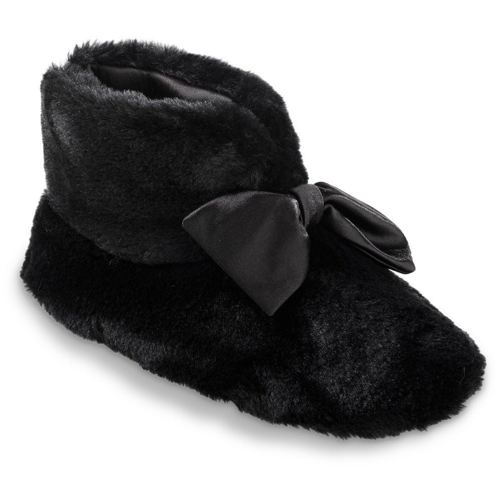 black slippers with fur