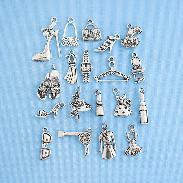 Deluxe Alice in Wonderland Charm Collection Antique Silver Tone 19 Charms - COL049