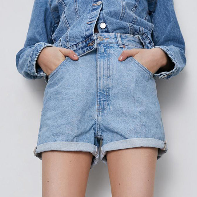 loose denim shorts