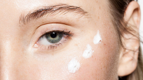 Corrector for dark circles: how to make it perform at its best