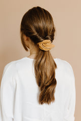 Scrunchie Lou - Hazelnut