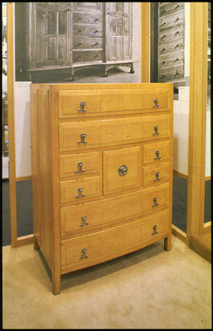 Chest of drawers in holly, designed by Gordon Russell made by Cecil Gough of Russell Workshops Ltd., 1928. Credit VADS and The Design Council Slide Collection at Manchester Metropolitan University Special Collections