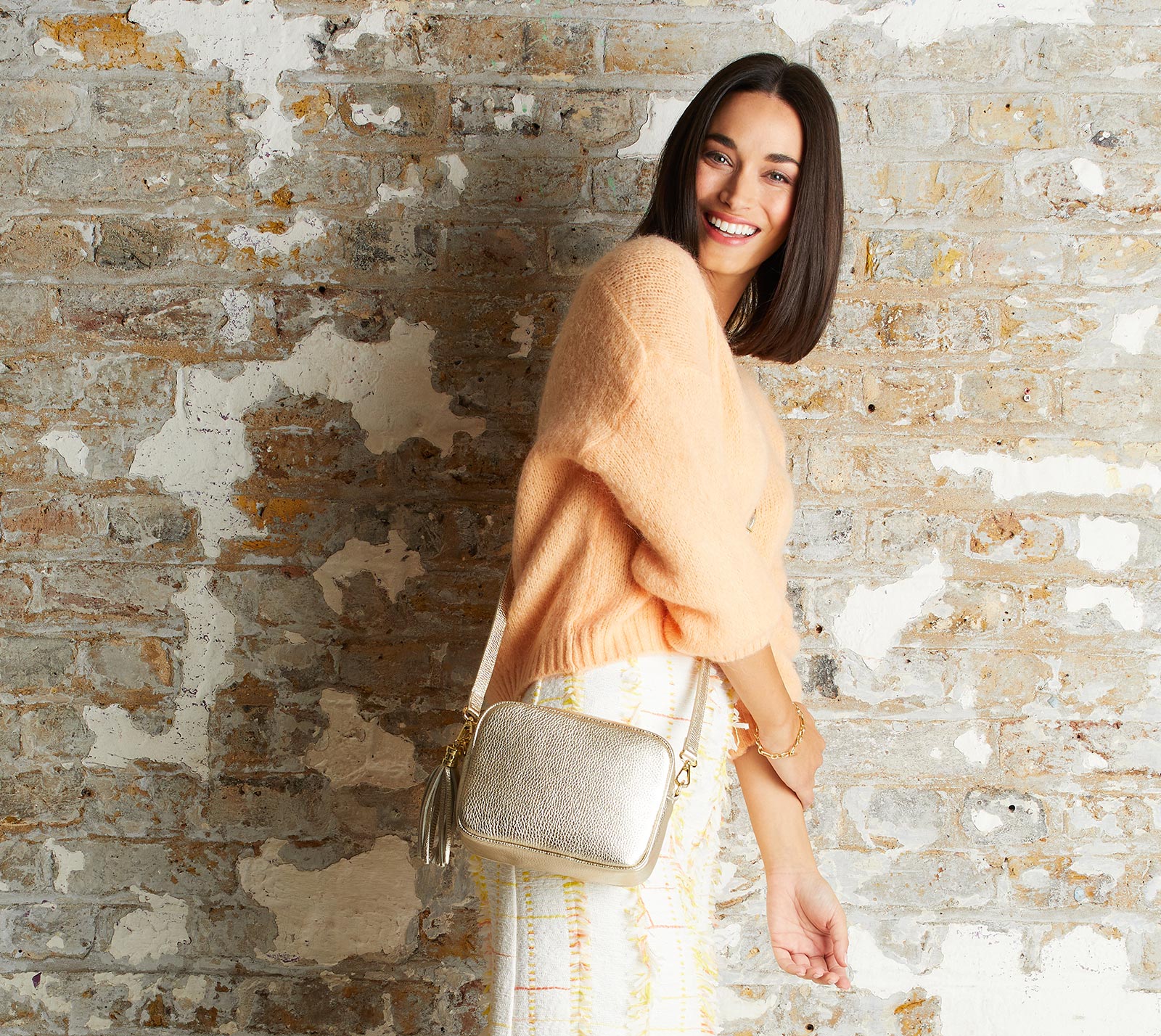 40+ Straw Bags, Purses & Clutches Perfect for Vacation - This is our Bliss