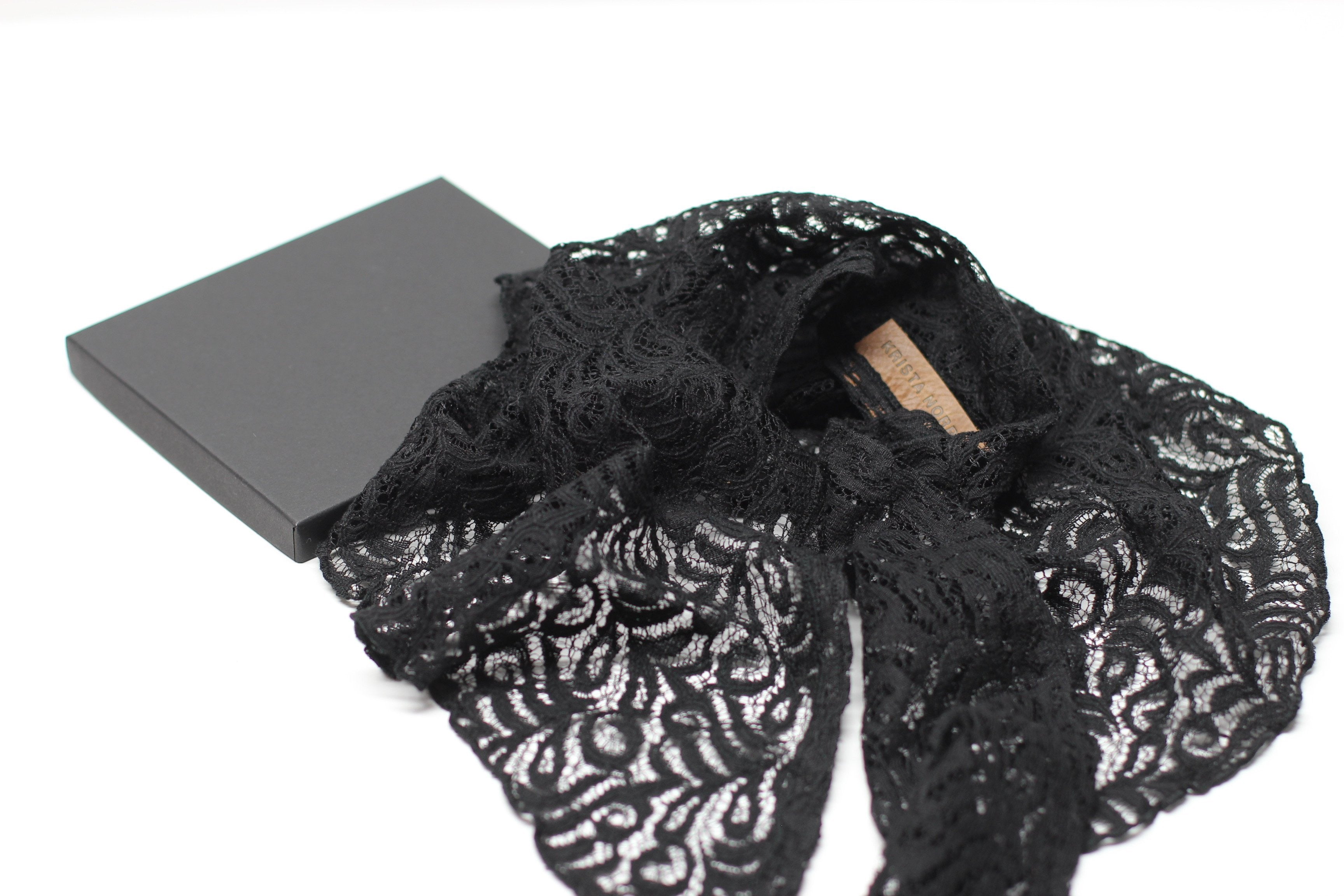 Lace Necktie - Black – Krista Norris Collection
