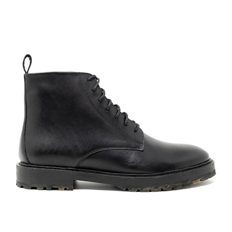 james lace up boot