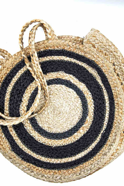 round straw handbag