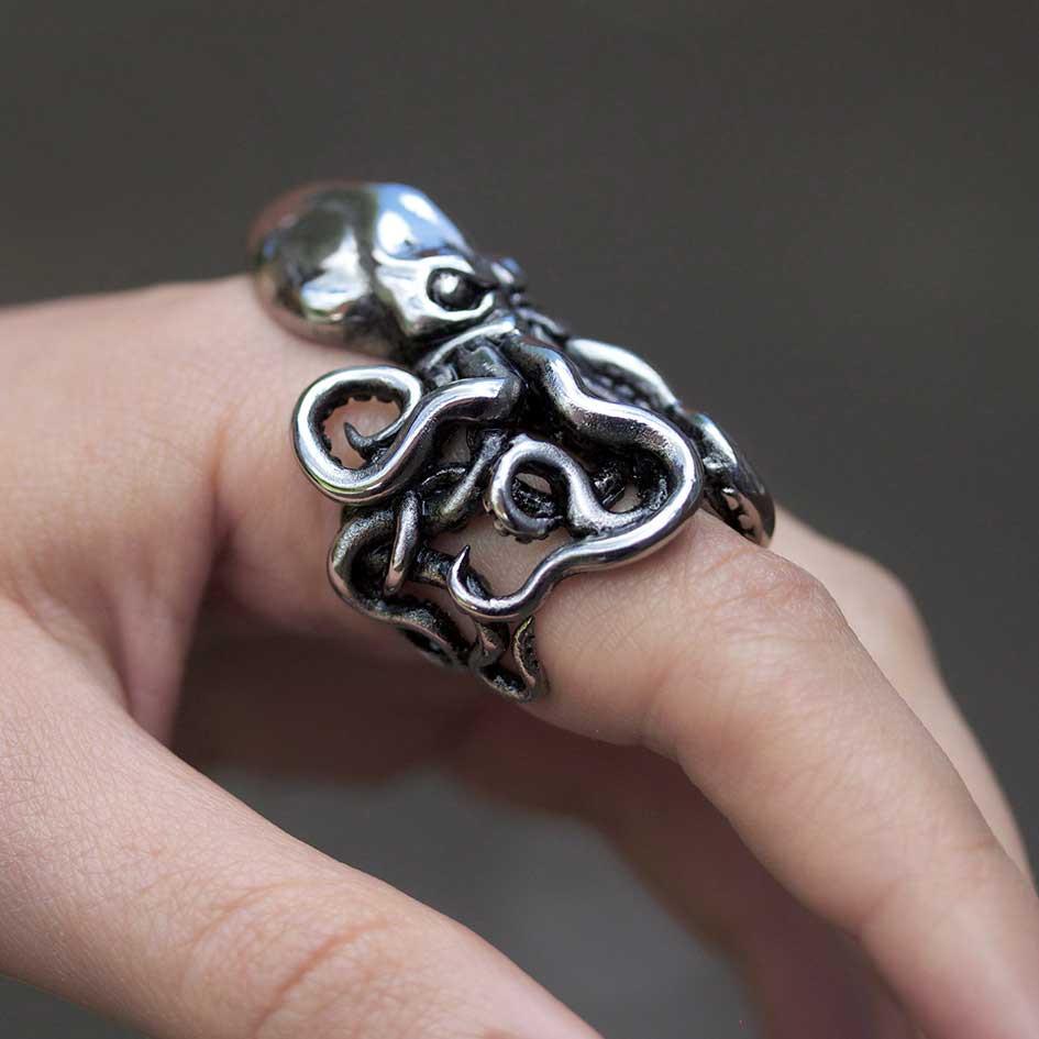 KRAKEN. Giant Octopus Wrap Ring – REGALROSE