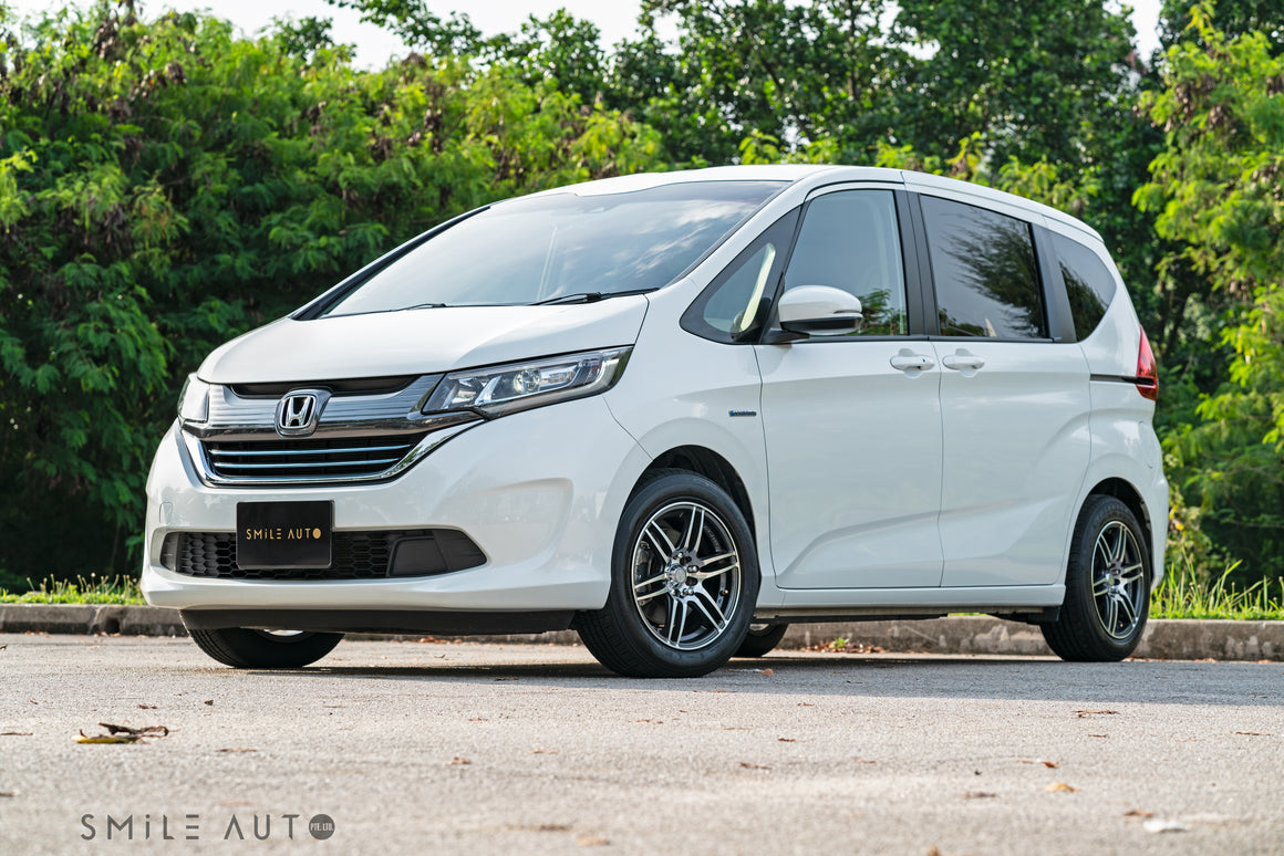 Honda Freed Hybrid 1.5A G Honda Sensing (May 2019) – Smile Auto Pte Ltd