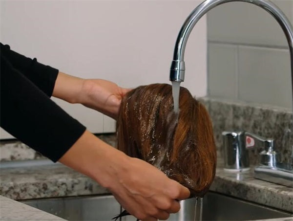 how to wash human hair wigs at home