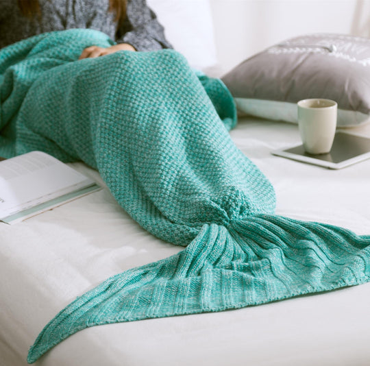 Cozy Cotton-Knit Mermaid Tail Blanket - Teal