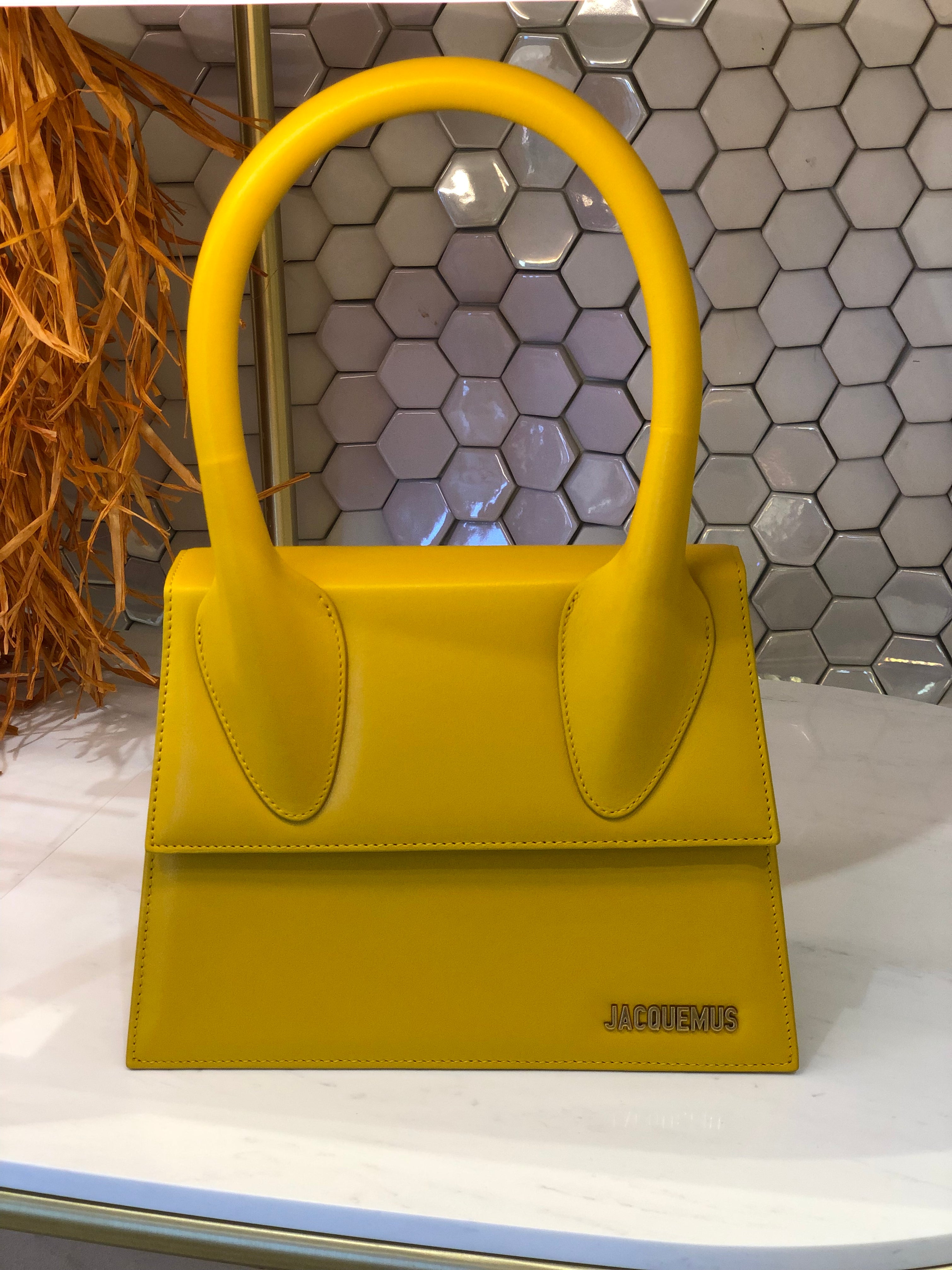 Jacquemus bags 2019 – hey it's personal shopper london