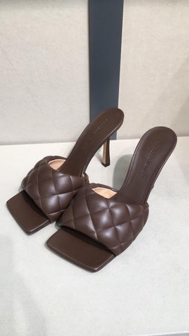 Bottega Veneta Pre-fall, Fall 2019 shoes & bags – hey it's personal ...