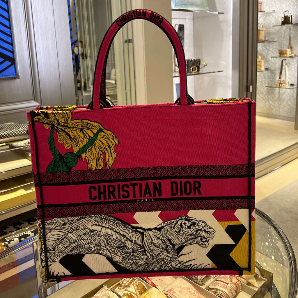 CHRISTIAN DIOR TIGER  bags lover