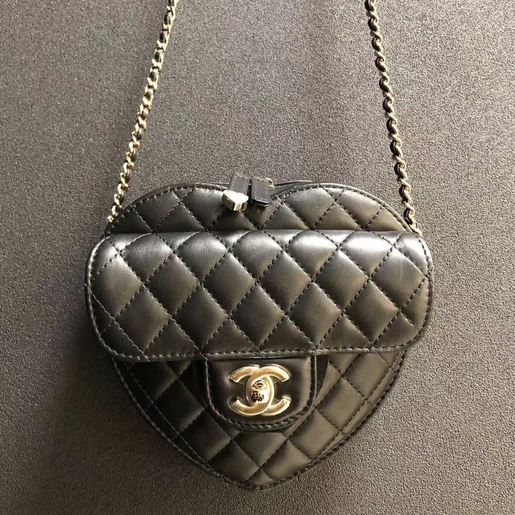 Chanel Spring-Summer 2022 Heart Bag In Black