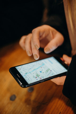 Map/GPS on a person's iphone