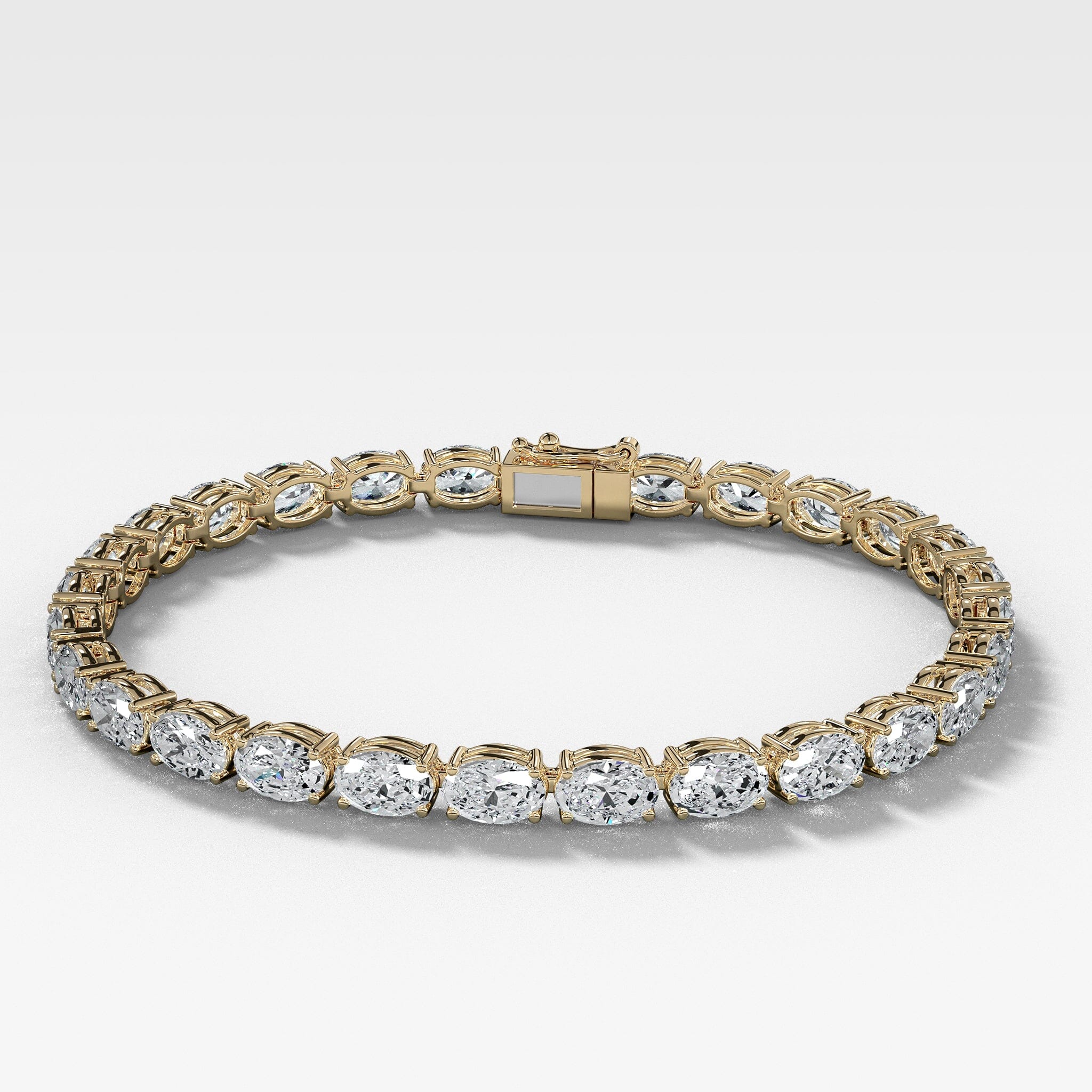 Real Diamond Bracelet, Jewellery Type: Yellow Gold, Packaging Type: Box at  Rs 280000 in Jaipur