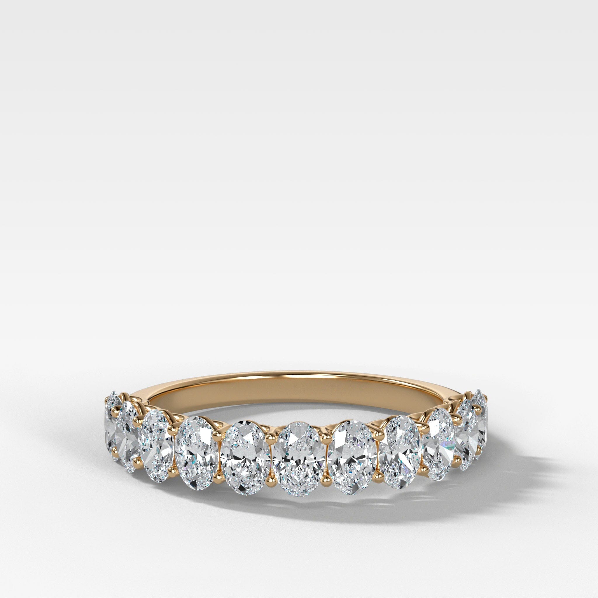 Style Guide: How to Choose an Oval Engagement Ring with Wedding Band i -  GOODSTONE