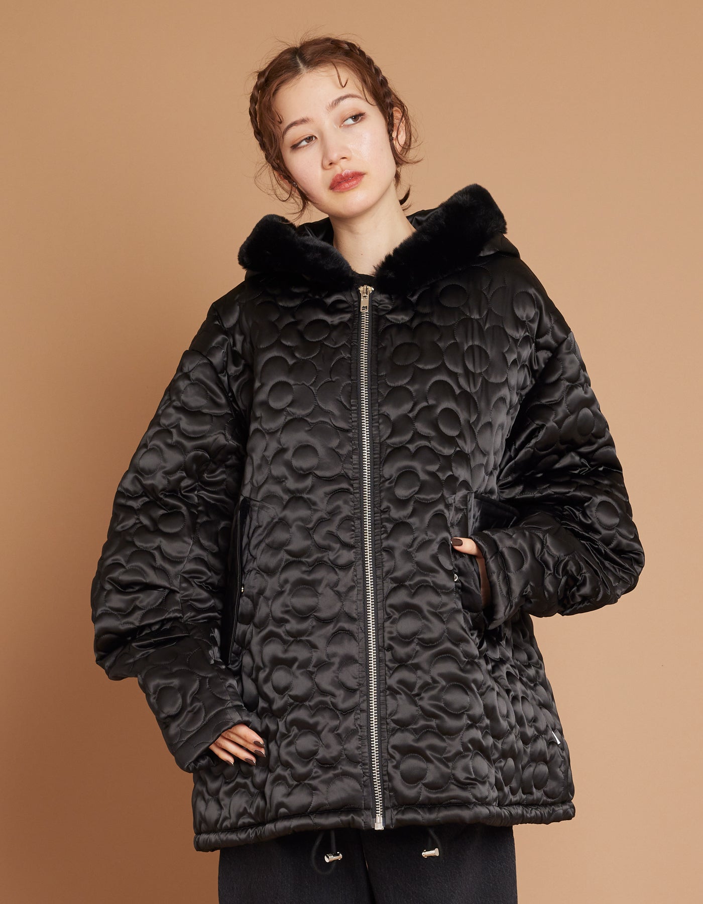 Flower quilting big jacket / BLACK