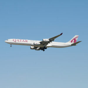 A340_Qatar_Cardboard