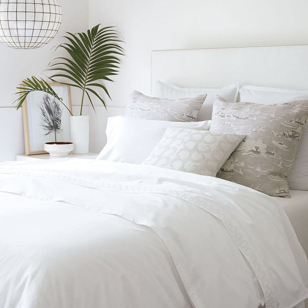 white-bedroom