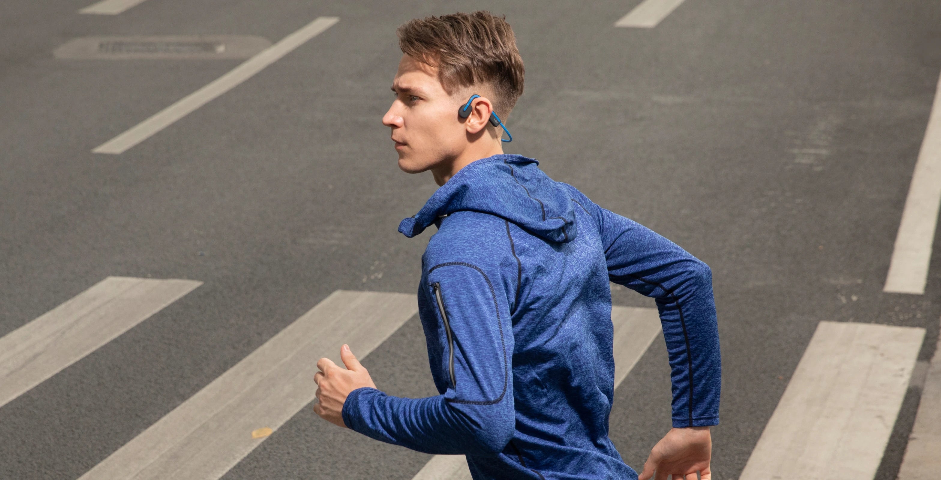 stay safe while running with bone conduction headphone