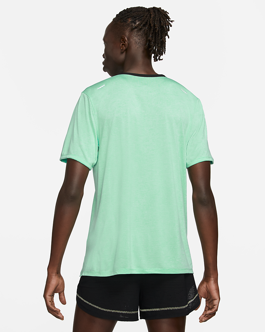 Mens functional short sleeve shirt Nike YOGA green