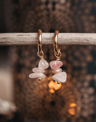 boucles oreille quartz rose avec bienfaits sur la confiance en soi