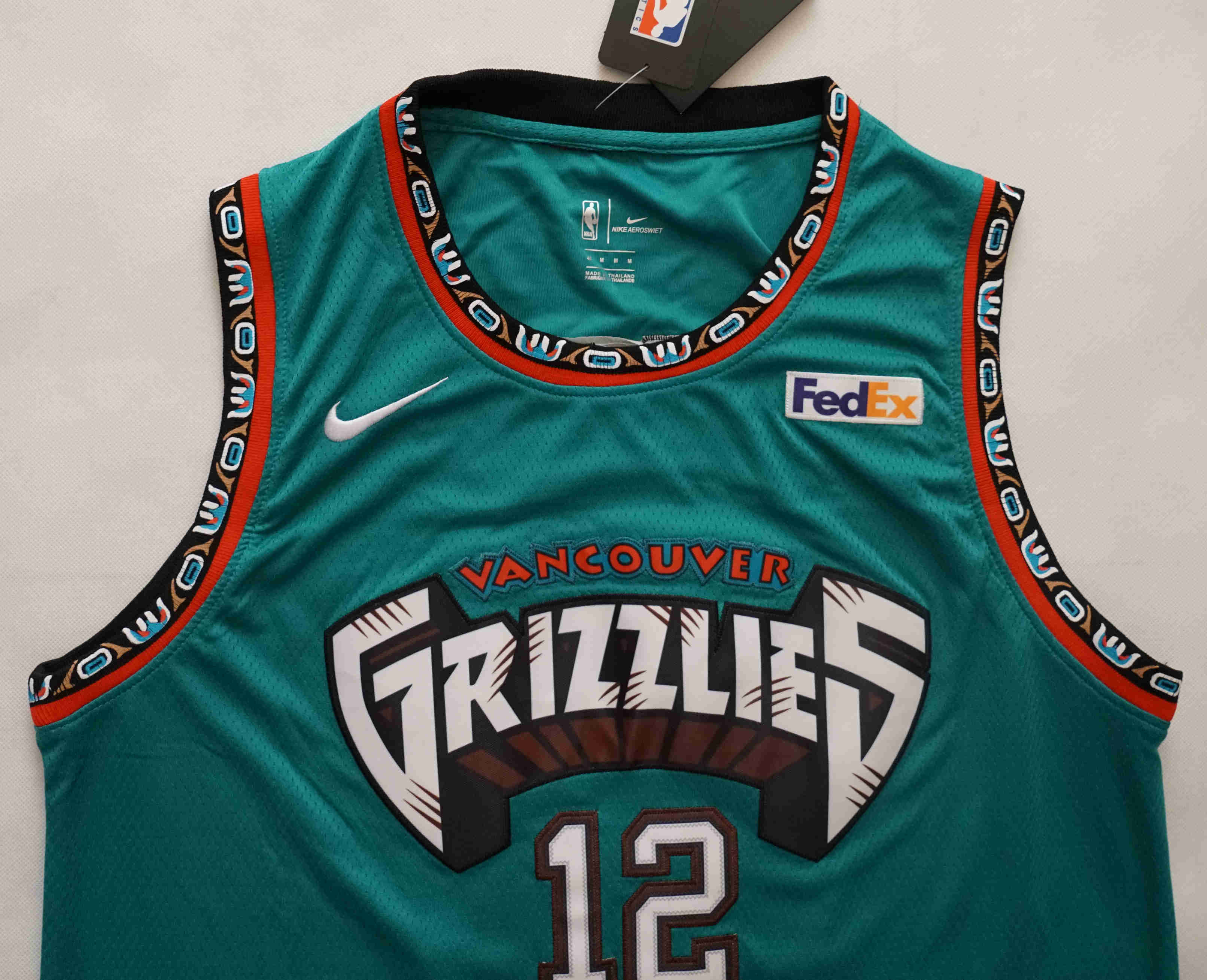 vancouver grizzlies home jersey