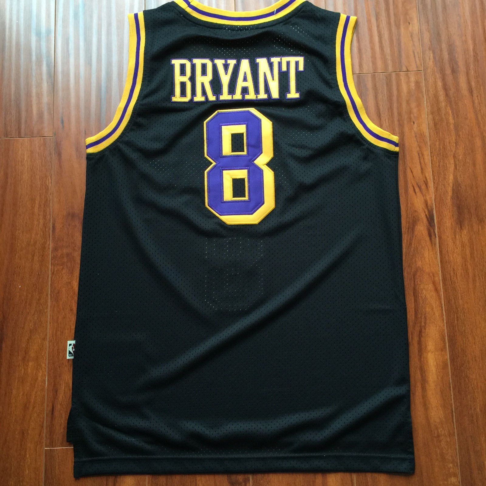 kobe bryant lakers christmas jersey