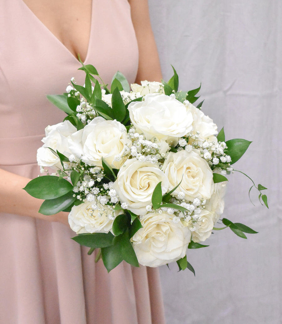 10 12 Roses Hand Tied Prom Special The Garden Of Eden Flower Shop