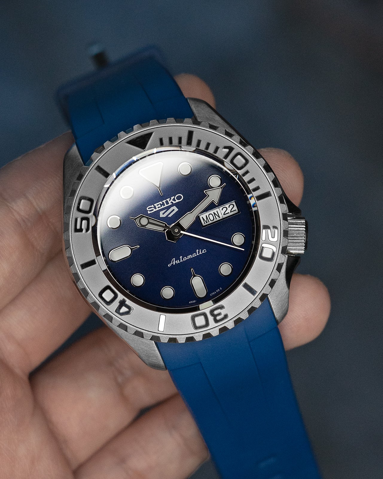 FKM RUBBER (CLASSIC) - FOR SEIKO SKX / SRPD / SSK - (BLUE, STEEL HARDW -  Monstraps