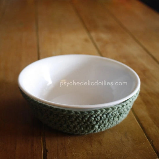 Corelle Bowl Cozy Free Crochet Pattern - Psychedelic Doilies