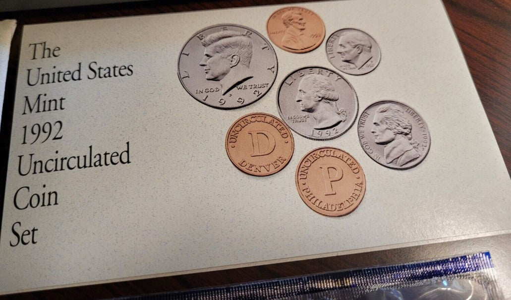 1992 U.S. UNCIRCULATED MINT SET WITH ENVELOPE