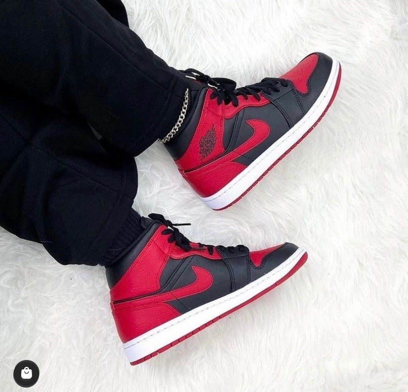 jordan 1 mid banned uk