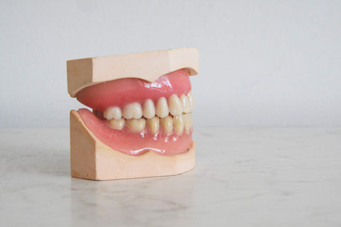 rubber-stamp-are-closely-related-to-dentistry-industry