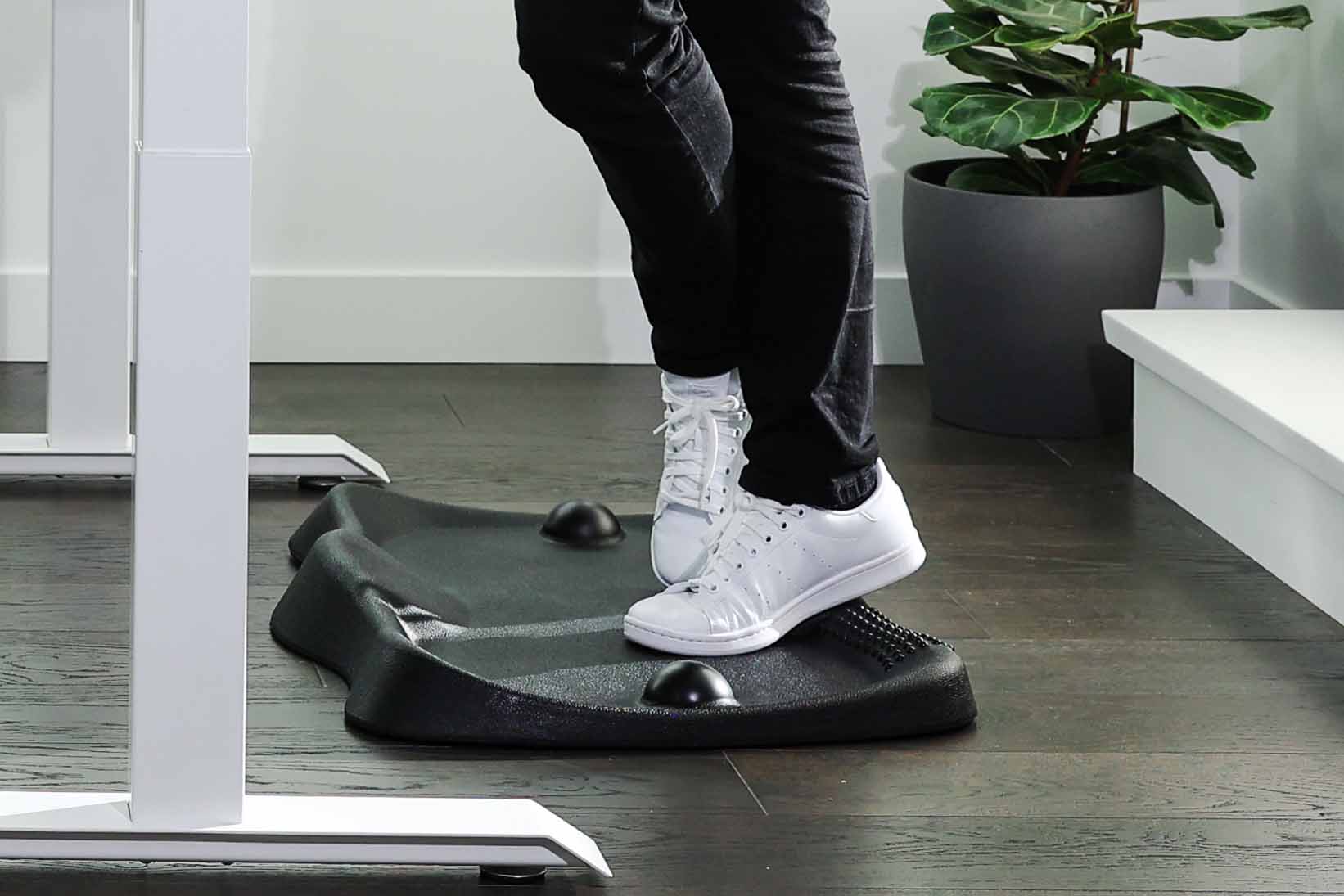 Motion ErgoFeel Ergonomic Foot Mat