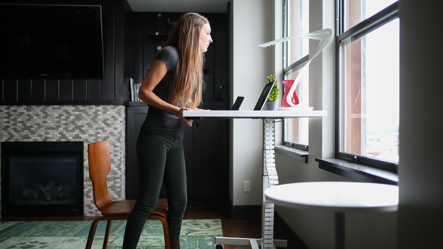 set the standing desk height