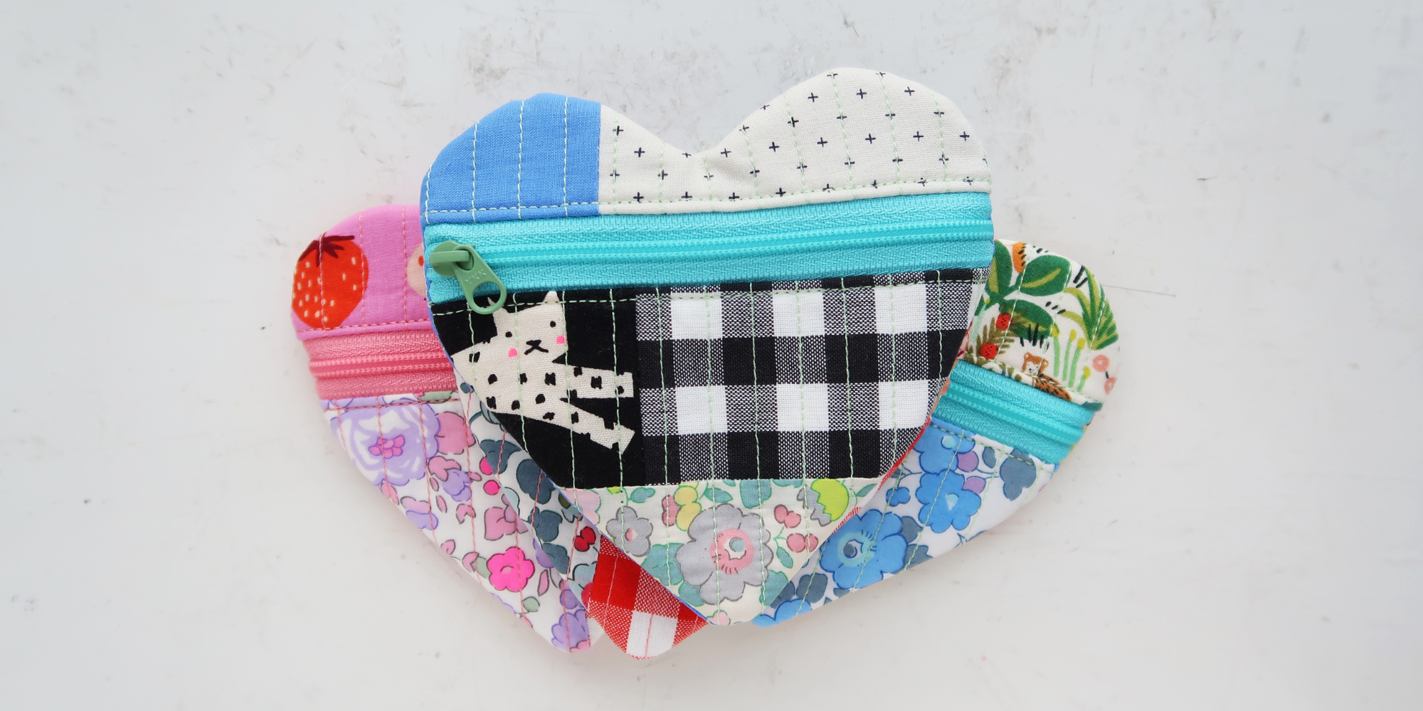 heart shaped zipper pouch - sewing pattern and video tutorial for beginners