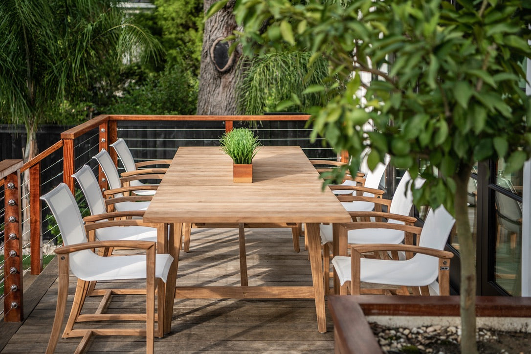 Should You Treat Teak Patio Furniture With Teak Oil? - Teak Patio Furniture  World