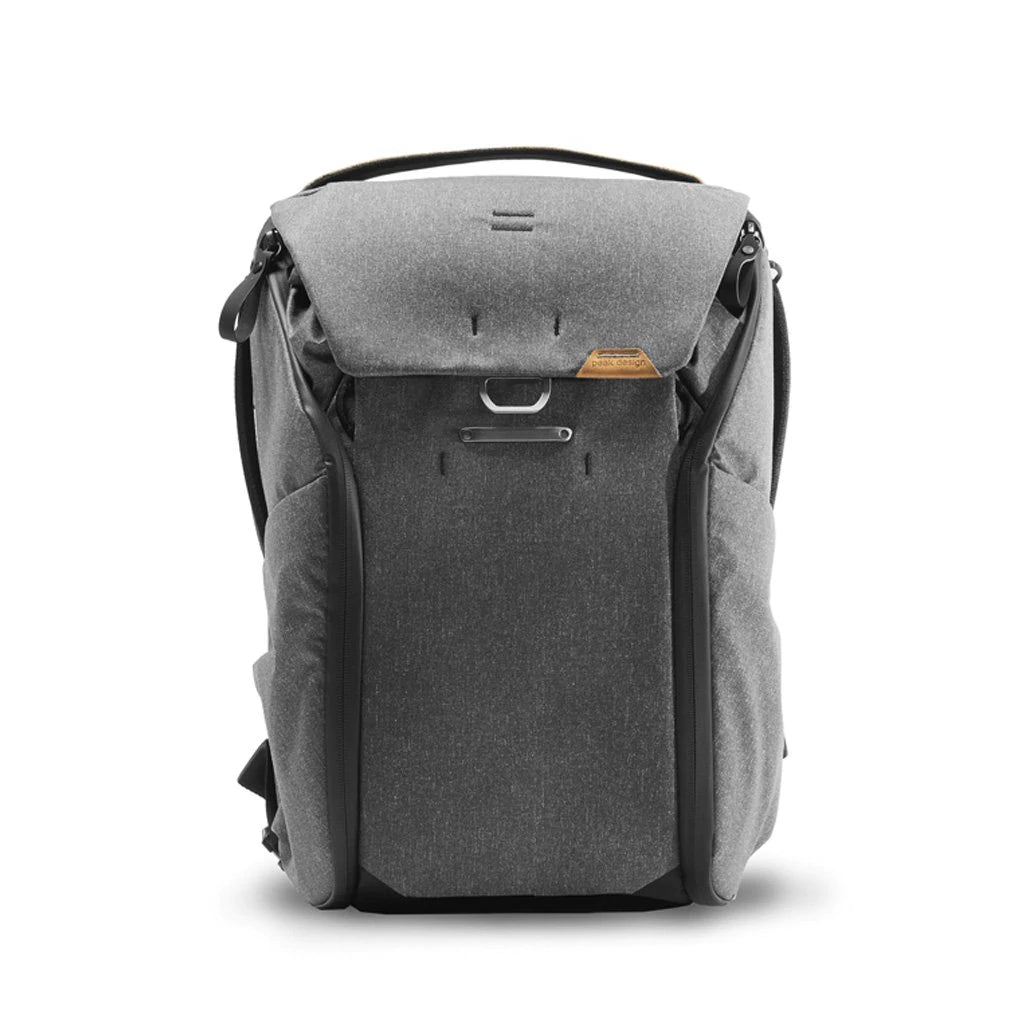 Peak Design Everyday Backpack V2 20L - Charcoal - Leica Store Miami