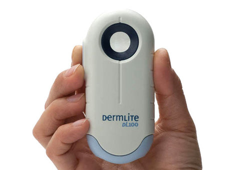 DermLite DL100, the world's first polarized handheld dermatoscope