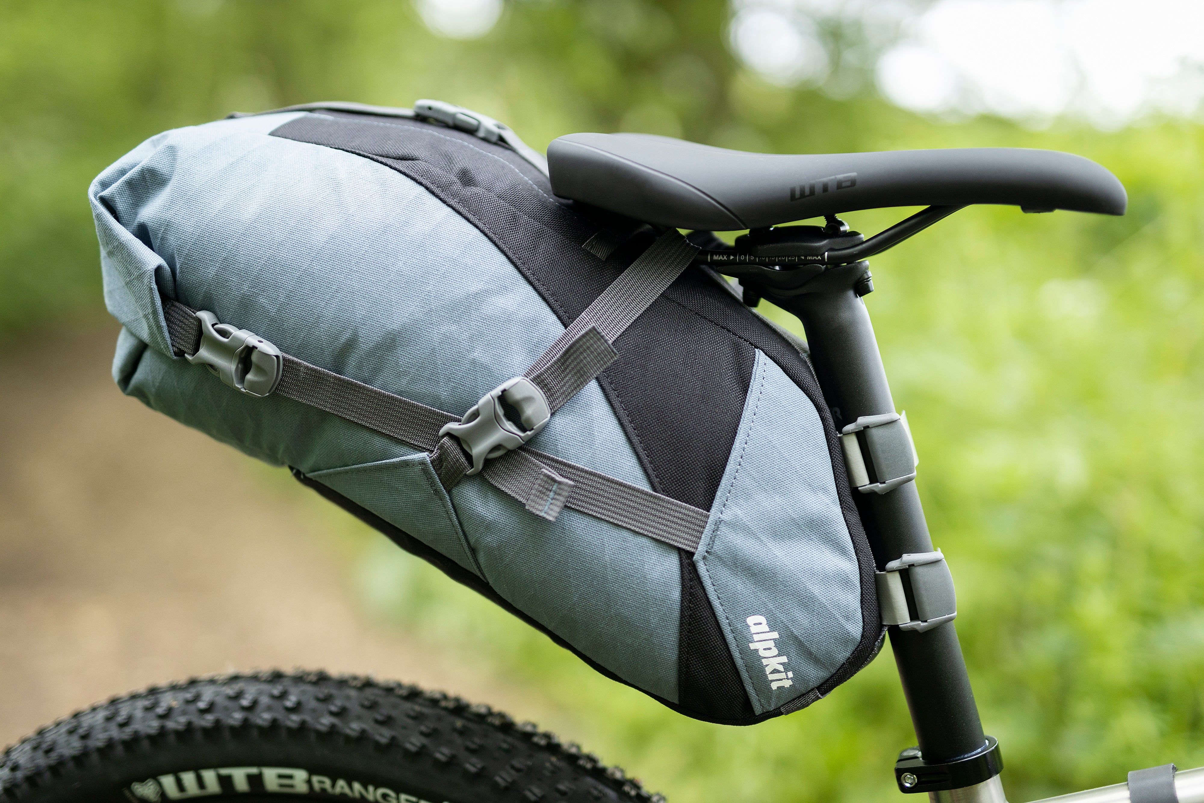 water resistnat uk made saddle bag