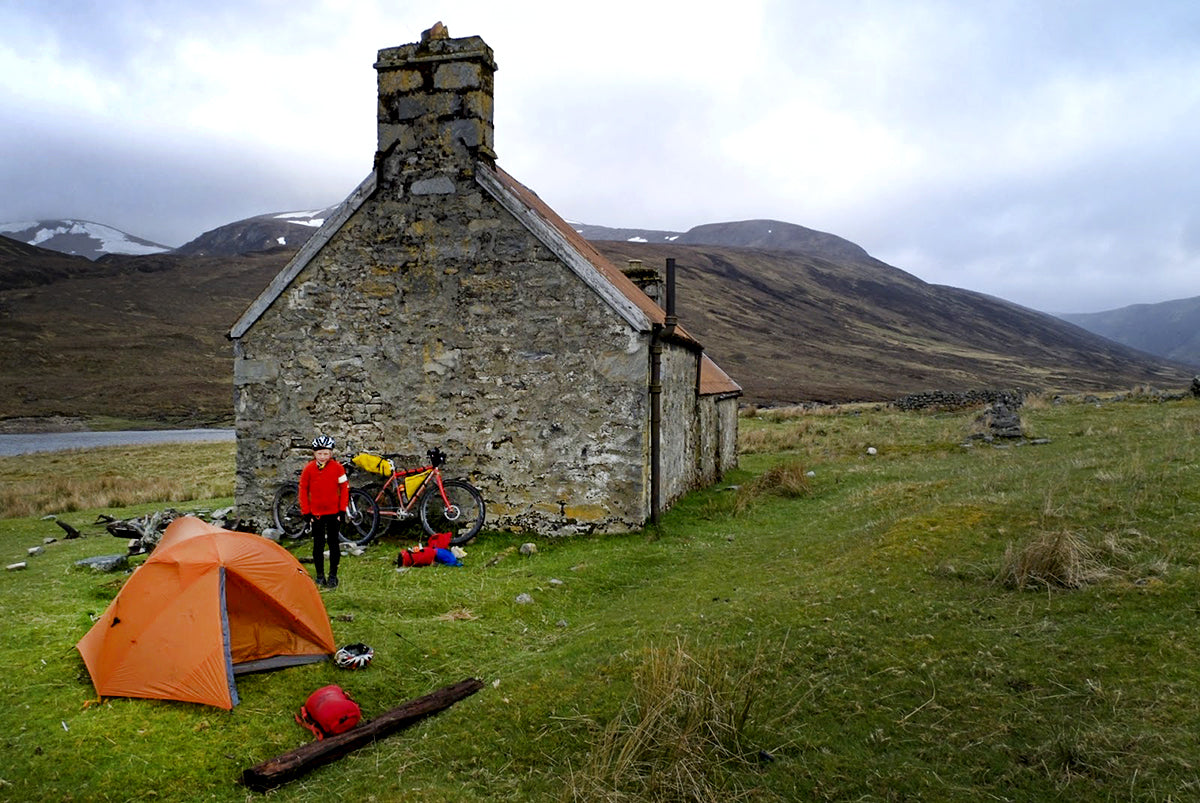 Wild camping outside of a bothy