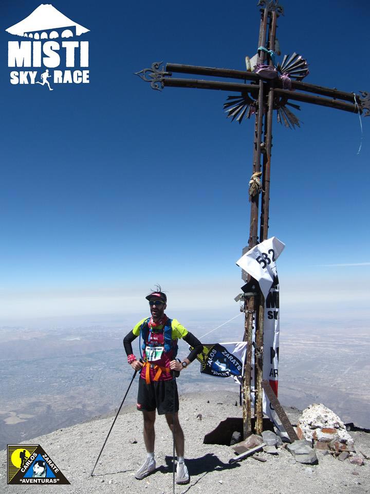 Summit cross on Misti skyrace