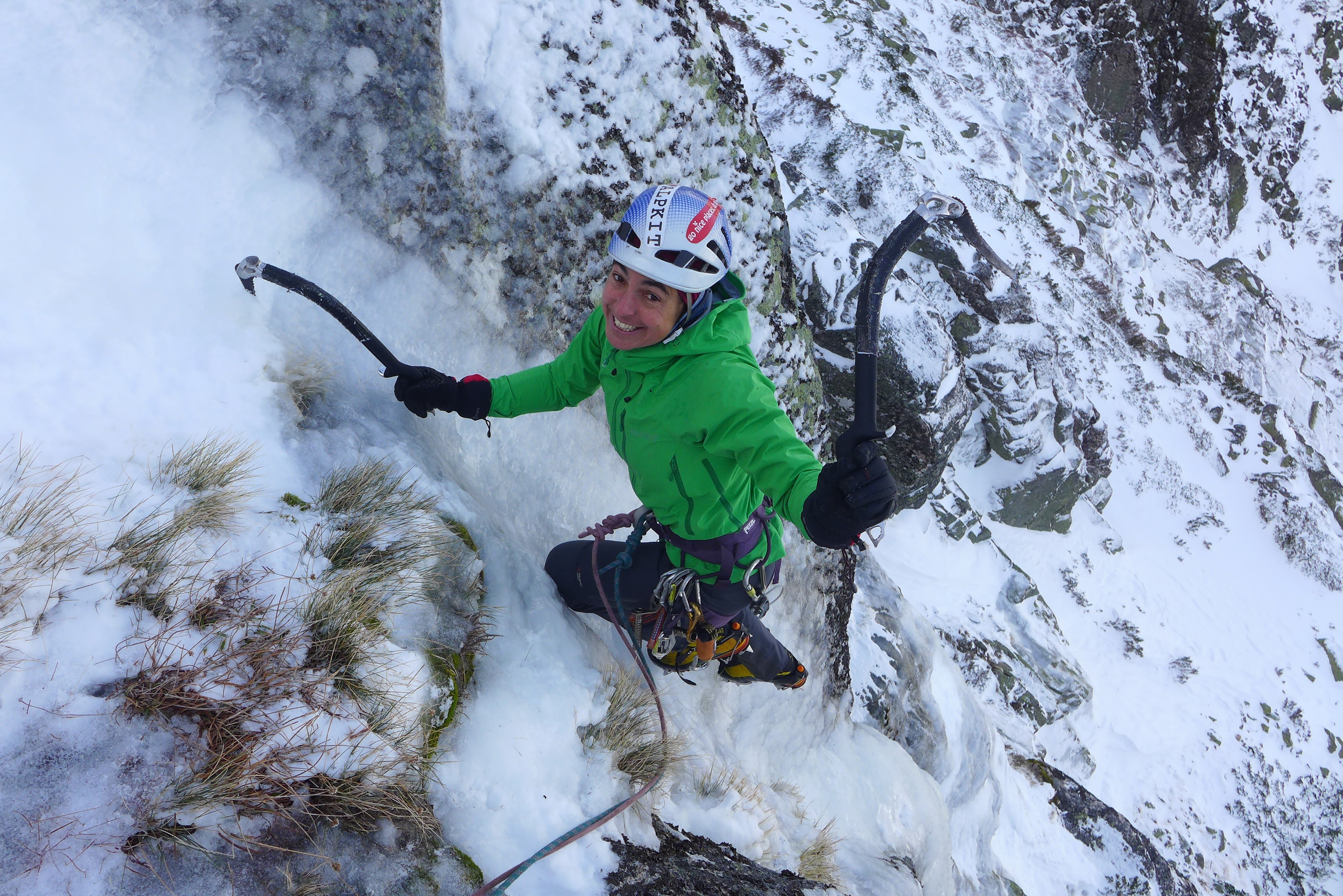 daniela teixera climbing wearing katabatic jacket