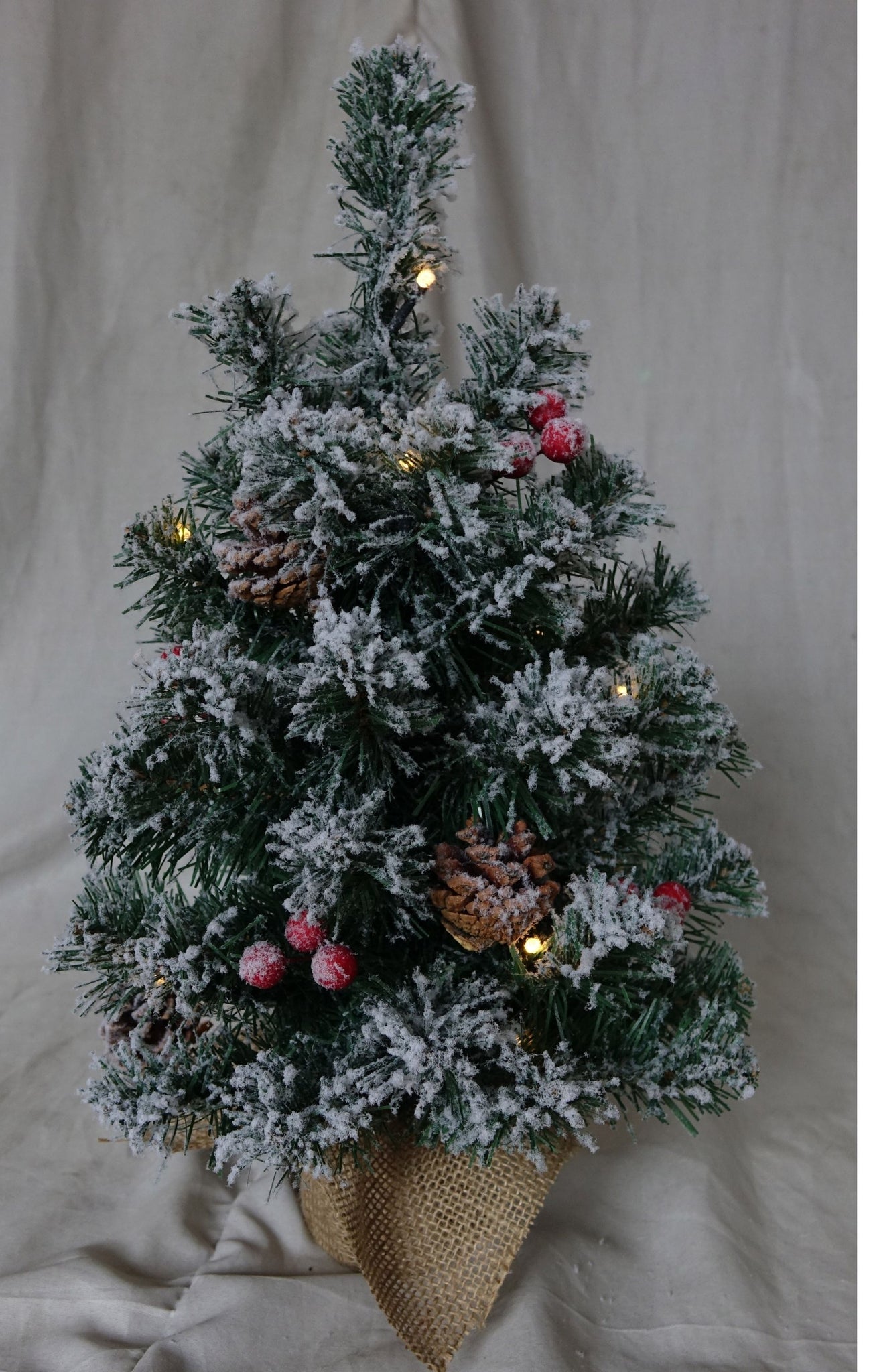 Árbol Navidad Led Nevado con Piñas y Bolitas Rojas 60cm – Iluminacion de  Diseño