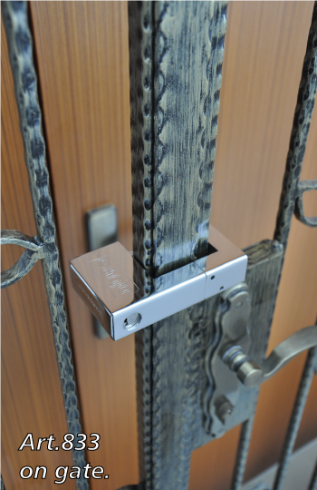 gate padlock