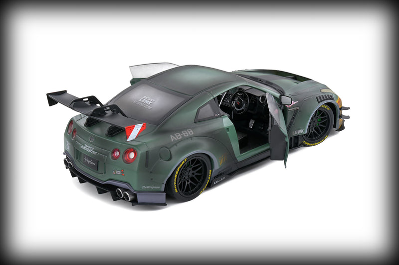 Load image into Gallery viewer, Nissan GT-R (R35) LWB KIT 2.0 SOLIDO 1:18
