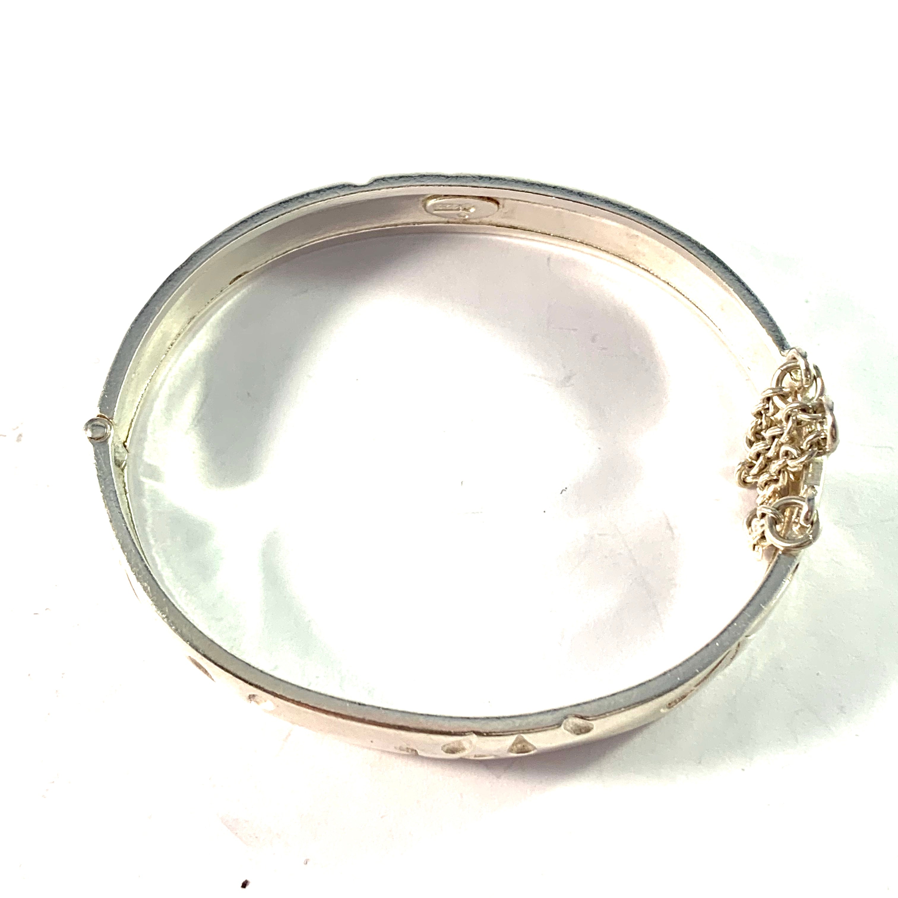 Kalevala Koru, Finland Vintage Open/Close Bangle Bracelet. Design 