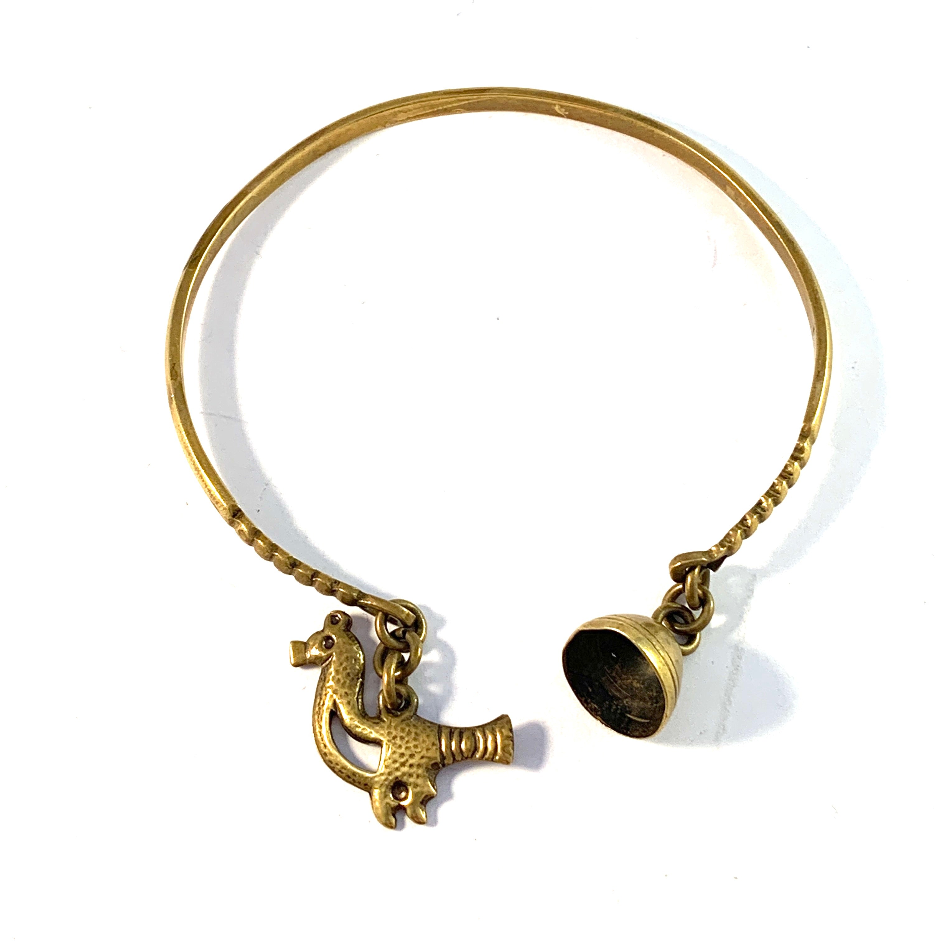 Kalevala Koru, Vintage Vintage 1960-70s Bronze Charm Bangle Bracelet. – T  Niklasson Gallery